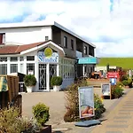 Familien- Und Strandhof Hotel